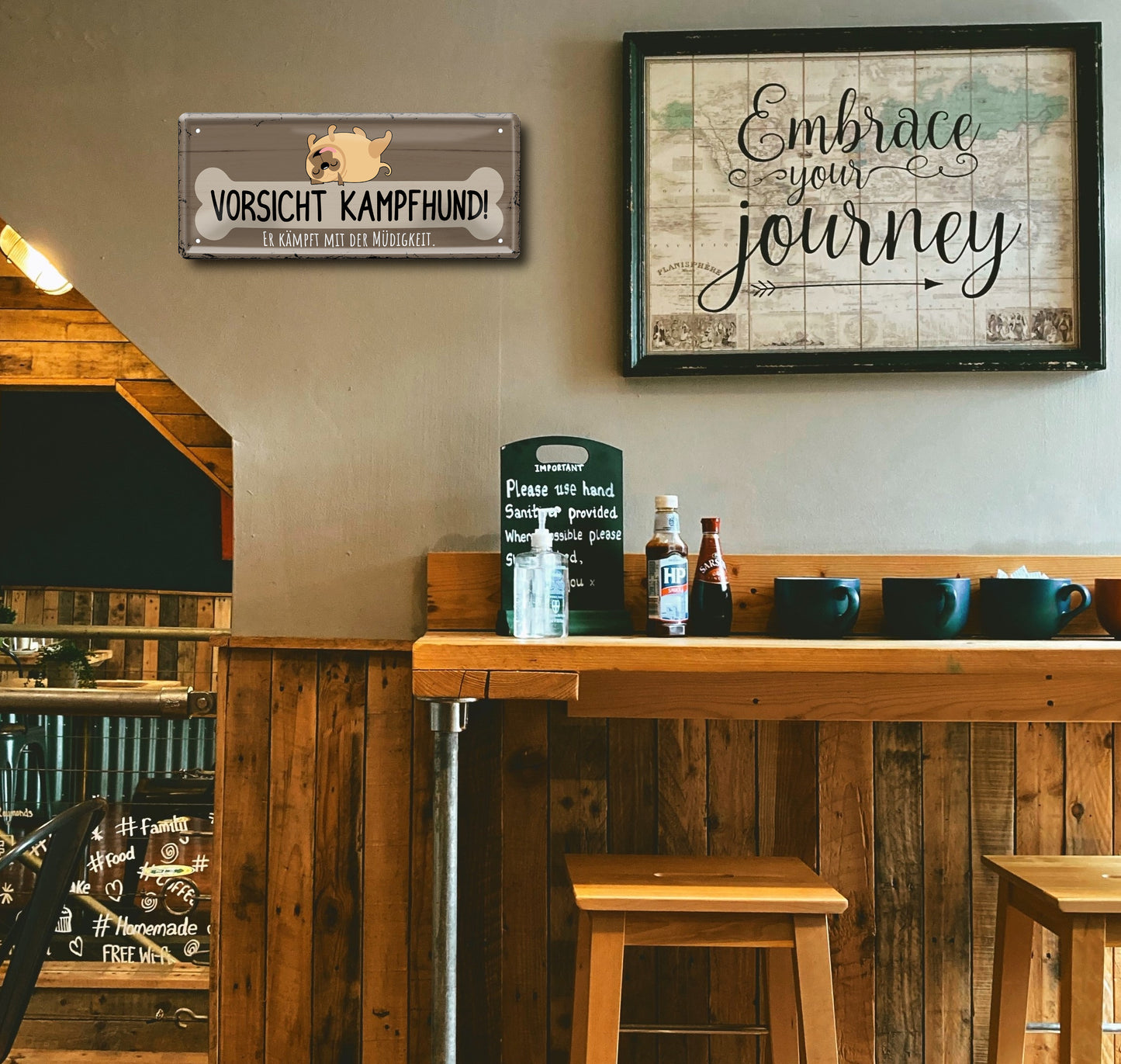 Blechschild ''Vorsicht Kampfhund. Er kämpft mit Müdigkeit'' 28x12cm