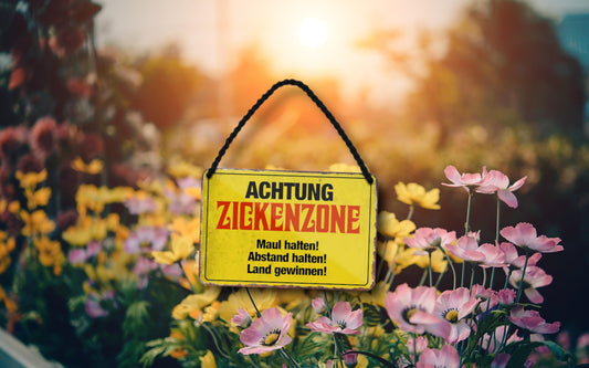 Blechschild ''Achtung Zickenzone mund halten, abstand halten'' 18x12cm