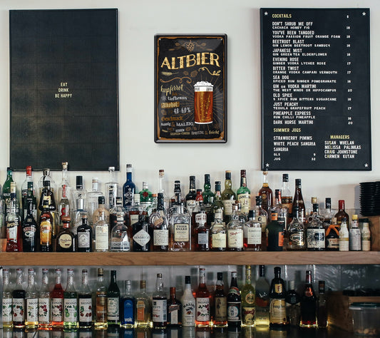 Blechschild ''Altbier (ein Glas, schwarz)'' 20x30cm