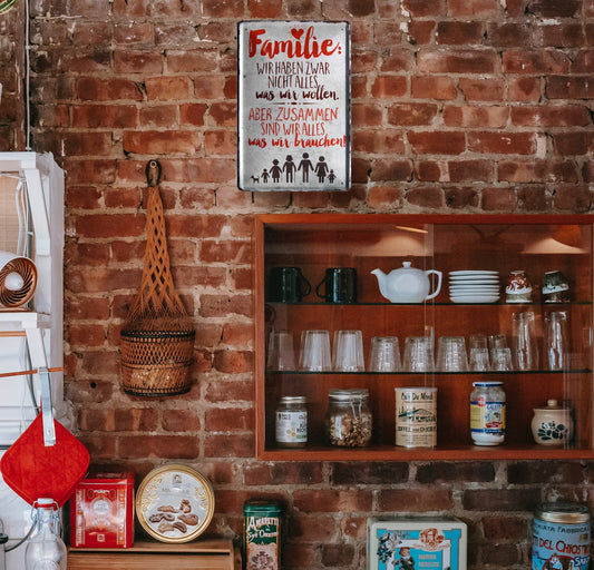 Blechschild ''Familie. Wir haben nicht alles, aber zusammen'' 20x30cm