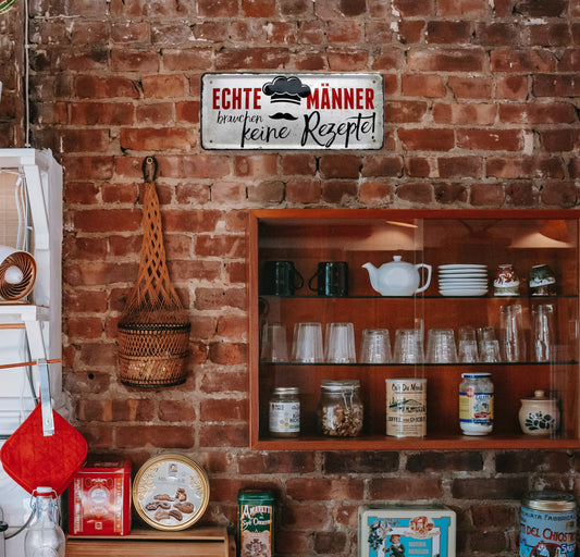 Blechschild ''Echte Männer brauchen keine Rezepte'' 28x12cm