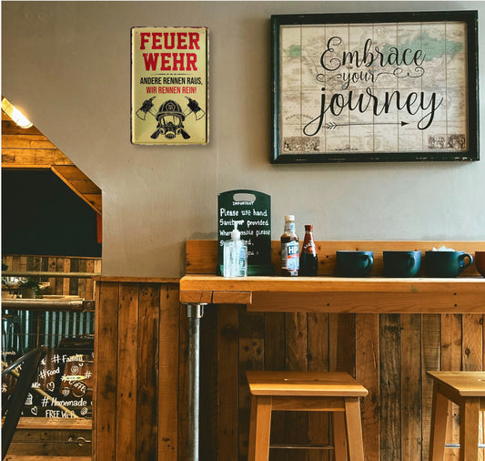 Blechschild ''Feuerwehr. Andere rennen raus, wir rein'' 20x30cm