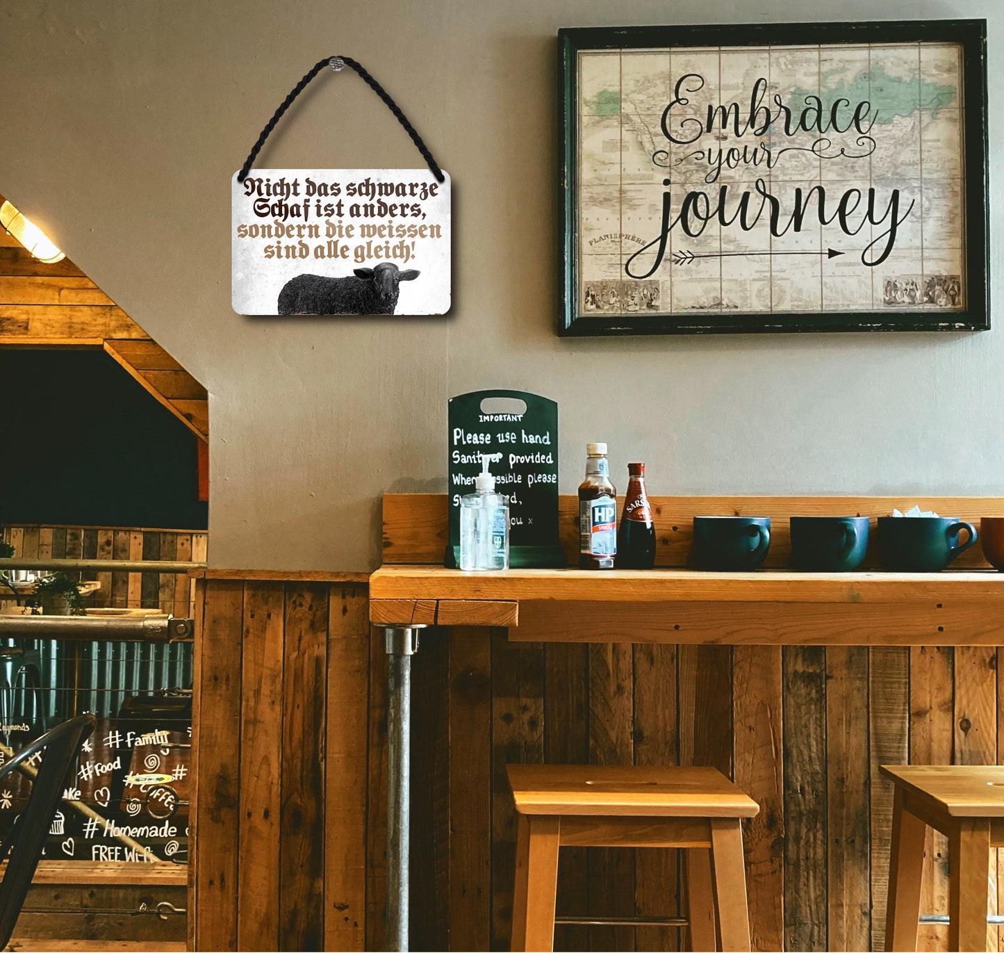 Blechschild ''Nicht das schwarze Schaf ist anders'' 18x12cm