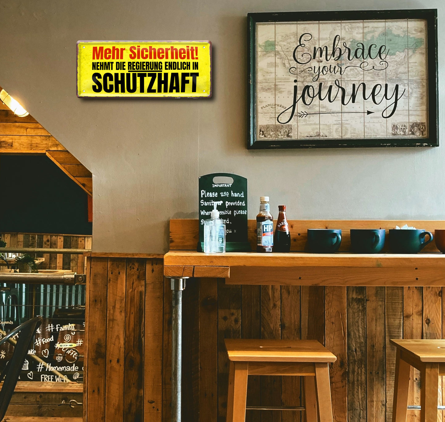 Blechschild ''Mehr Sicherheit. Nehmt die Regierung in Schutzhaft'' 28x12cm