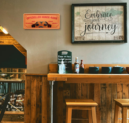 Blechschild ''Offizieller Hunde-Narr (braun)'' 28x12cm