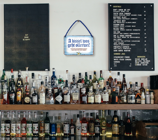 Blechschild ''a bissel was geht ollerwei'' 18x12cm