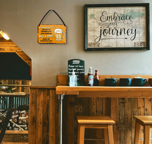 Blechschild ''wo ich geh&steh, tun mir die Knochen weh.. Sitz&Sauf'' 18x12cm