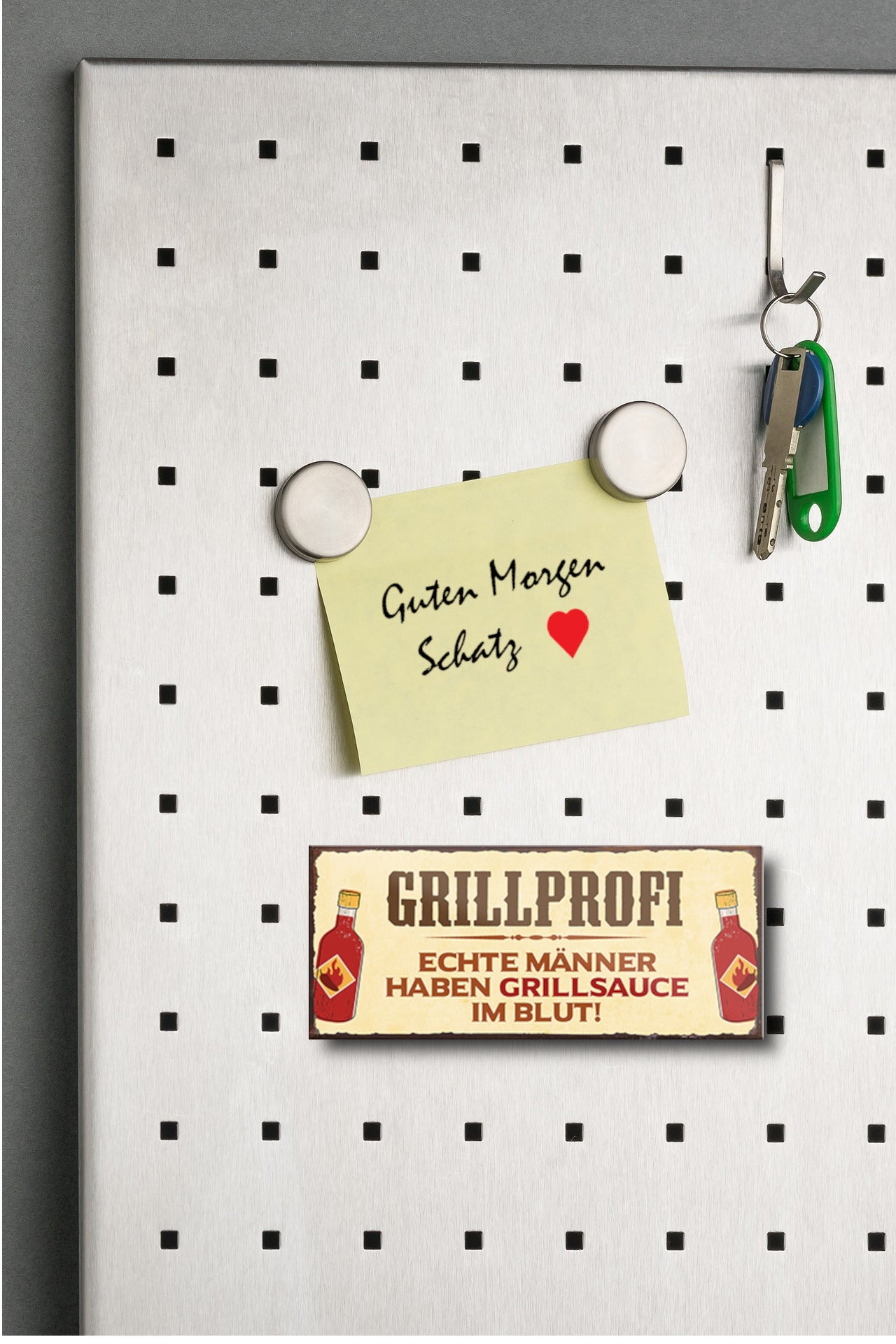 Magnet ''Grillprofi Echte Männer haben Grillsauce im Blut'' 9,3x4cm