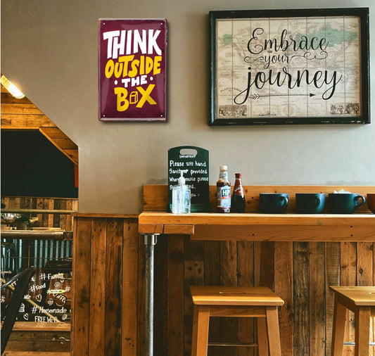 Blechschild ''Think outside the box'' 20x30cm