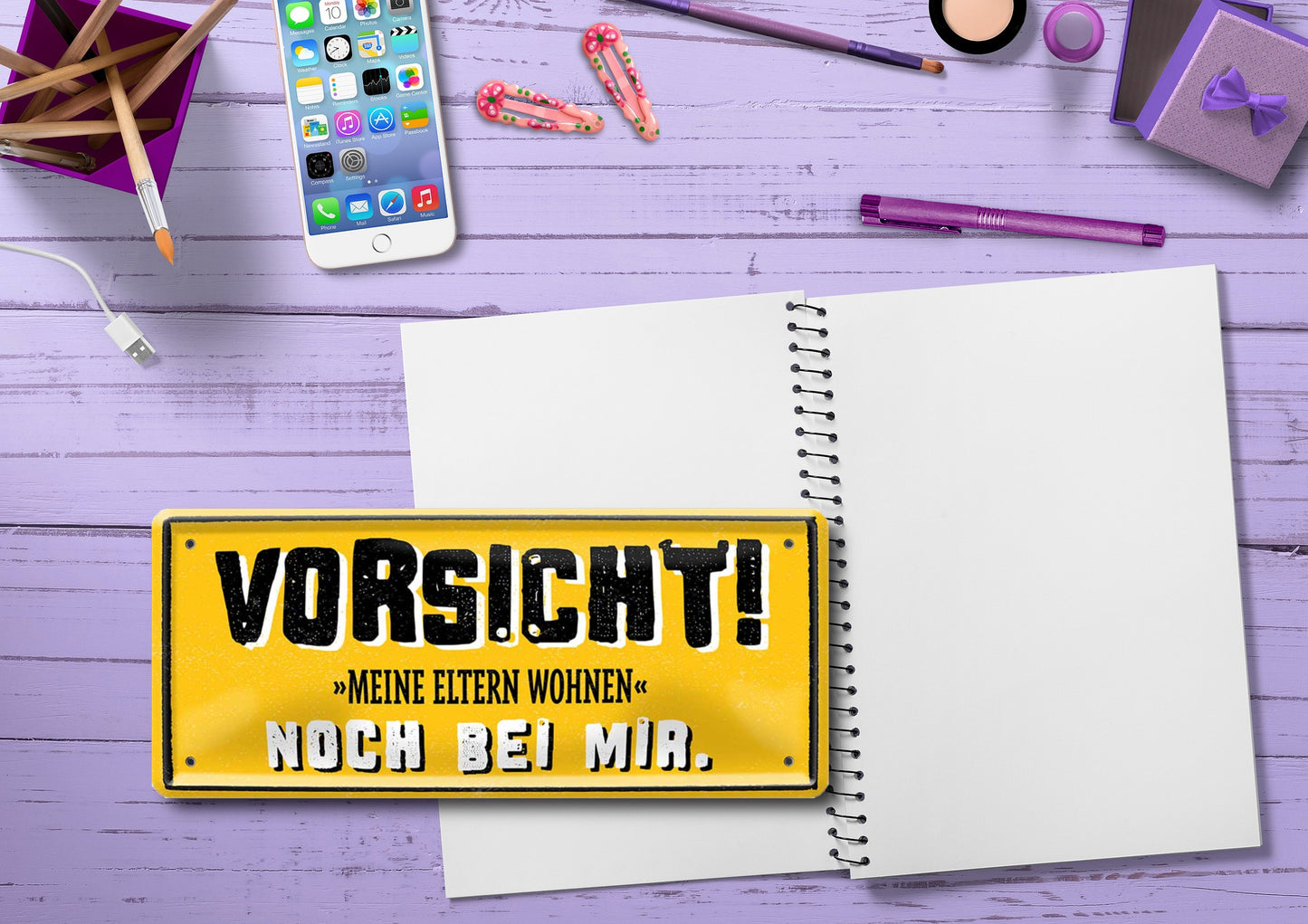 Blechschild ''Vorsicht. Meine Eltern wohnen noch bei mir'' 28x12cm