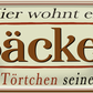 4252024252354		 ''Hier wohnt ein Bäcker''
 Schilderstore24 Blechschilder sind perfekt als Geschenk zu Weihnachten, Geburtstage, Feiern, Partys, Grillabende, Namenstag, Feiertag, Mädelsabend, Hochzeit. Jederzeit stilvoll im Wohnzimmer, Partykeller, Garage, Praxis, Büro, Café, Hauseingang Lebensmittel Kaffee Kuchen Tee Grill crepes teigware süßigkeit essen grill wurst