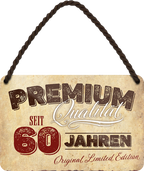 4252024248388		 ''Premium Qualität 60 Jahre'' Schilderstore24 Blechschilder sind perfekt als Geschenk zu Weihnachten, Geburtstage, Feiern, Partys, Grillabende, Namenstag, Feiertag, Mädelsabend, Hochzeit. Jederzeit stilvoll im Wohnzimmer, Partykeller, Garage, Praxis, Büro, Café, Hauseingang Familie Zuhause Eltern Geschwister oma opa familie mama papa geschwister