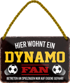 4252024252835		 ''Dynamo Fan Schwarz'' Schilderstore24 Blechschilder sind perfekt als Geschenk zu Weihnachten, Geburtstage, Feiern, Partys, Grillabende, Namenstag, Feiertag, Mädelsabend, Hochzeit. Jederzeit stilvoll im Wohnzimmer, Partykeller, Garage, Praxis, Büro, Café, Hauseingang Fußball Mannschaft Verein Bolzen Ball sport liga kicken stadion freizeit
