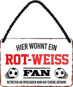 4252024252880		 ''Rot-Weiss Fan'' Schilderstore24 Blechschilder sind perfekt als Geschenk zu Weihnachten, Geburtstage, Feiern, Partys, Grillabende, Namenstag, Feiertag, Mädelsabend, Hochzeit. Jederzeit stilvoll im Wohnzimmer, Partykeller, Garage, Praxis, Büro, Café, Hauseingang Fußball Mannschaft Verein Bolzen Ball sport liga kicken stadion freizeit
