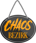 4252024245929	Schilderstore24	 ''Chaosbezirk'' Schilderstore24 Blechschilder sind perfekt als Geschenk zu Weihnachten, Geburtstage, Feiern, Partys, Grillabende, Namenstag, Feiertag, Mädelsabend, Hochzeit. Jederzeit stilvoll im Wohnzimmer, Partykeller, Garage, Praxis, Büro, Café, Hauseingang Küche Haushalt Willkommen Eigenheim heim essen haus kochen herzlich Zuhause putzen