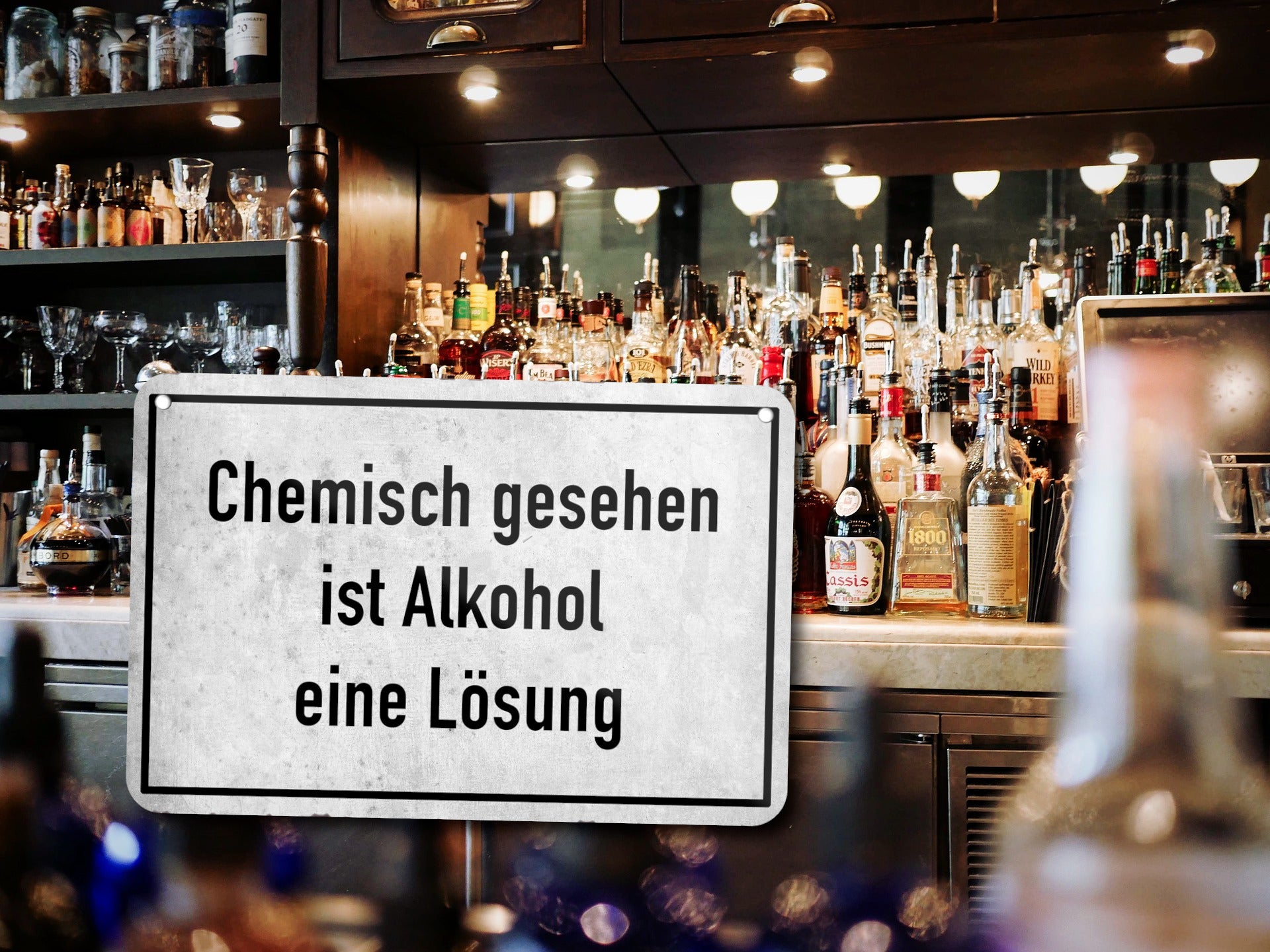 Blechschild ''Chemisch gesehen ist Alkohol eine Lösung'' 18x12cm