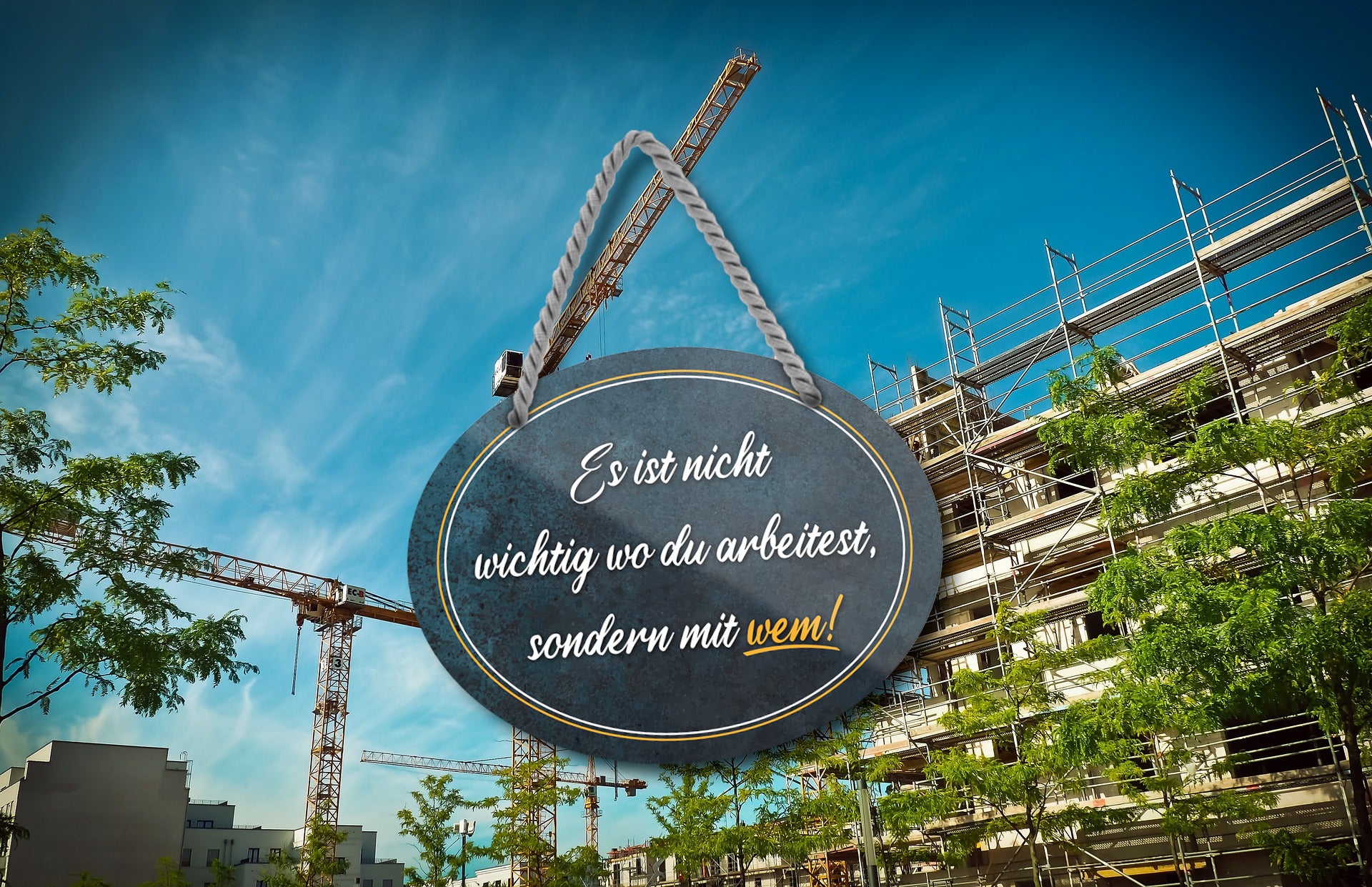 Blechschild ''Es ist nicht wichtig wo du arbeitest, sondern mit Wem'' 18x14cm