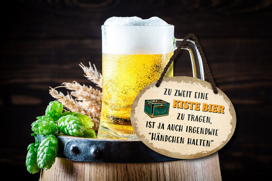 Blechschild ''Zu Zweit eine Kiste Bier tragen ist Händchen halten'' 18x14cm