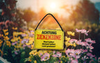 Blechschild ''Achtung Zickenzone mund halten, abstand halten'' 18x12cm