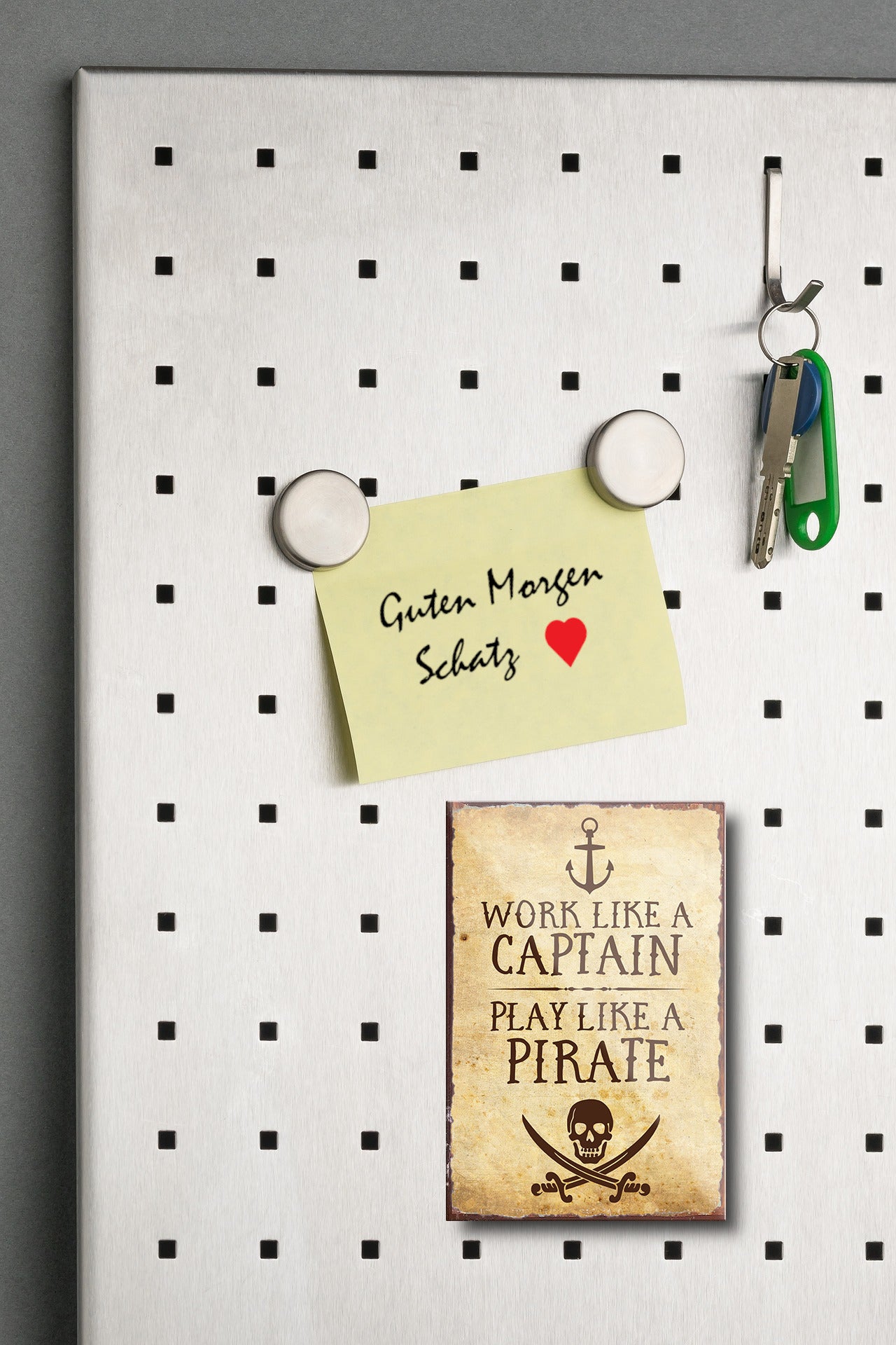 Magnet ''Work lika a Captain Pirate'' 9x6x0,3cm