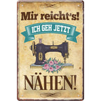 4252024220964 Schilderstore24 Schilderstore24 Blechschilder sind perfekt als Geschenk zu Weihnachten, Geburtstage, Feiern, Partys, Grillabende, Namenstag, Feiertag, Mädelsabend, Hochzeit. Jederzeit stilvoll im Wohnzimmer, Partykeller, Garage, Praxis, Büro, Café, Hauseingang Küche Haushalt Willkommen Eigenheim heim essen haus kochen herzlich Zuhause putzen	 ''Mir reicht´s! Nähen''		20x30cm