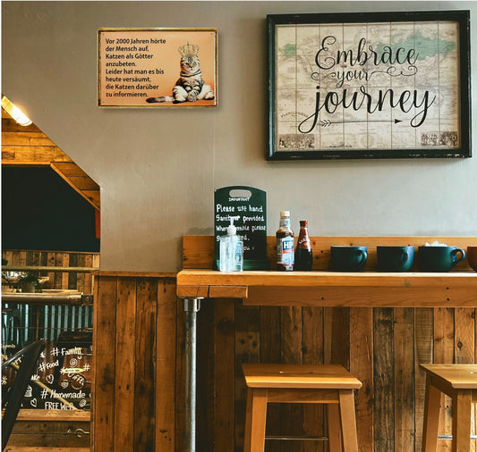 Blechschild ''Katze Vor 2000 Jahre hörte der Mensch auf, Katzen al Götter anzubeten'' 20x30cm