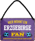 4252024203349 Schilderstore24 Schilderstore24 Blechschilder sind perfekt als Geschenk zu Weihnachten, Geburtstage, Feiern, Partys, Grillabende, Namenstag, Feiertag, Mädelsabend, Hochzeit. Jederzeit stilvoll im Wohnzimmer, Partykeller, Garage, Praxis, Büro, Café, Hauseingang Fußball Mannschaft Verein Bolzen Ball sport liga kicken stadion freizeit	 ''Erzgebirge Fan''		18x12cm