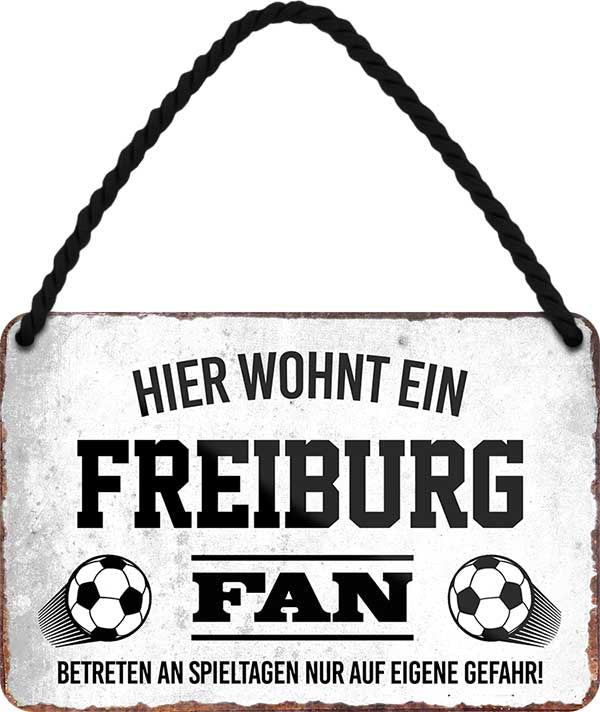 4252024203363 Schilderstore24 Schilderstore24 Blechschilder sind perfekt als Geschenk zu Weihnachten, Geburtstage, Feiern, Partys, Grillabende, Namenstag, Feiertag, Mädelsabend, Hochzeit. Jederzeit stilvoll im Wohnzimmer, Partykeller, Garage, Praxis, Büro, Café, Hauseingang Fußball Mannschaft Verein Bolzen Ball sport liga kicken stadion freizeit	 ''Freiburg Fan''		18x12cm