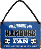 4252024203394 Schilderstore24 	Schilderstore24 Blechschilder sind perfekt als Geschenk zu Weihnachten, Geburtstage, Feiern, Partys, Grillabende, Namenstag, Feiertag, Mädelsabend, Hochzeit. Jederzeit stilvoll im Wohnzimmer, Partykeller, Garage, Praxis, Büro, Café, Hauseingang Fußball Mannschaft Verein Bolzen Ball sport liga kicken stadion freizeit ''Hamburg Fan''		18x12cm