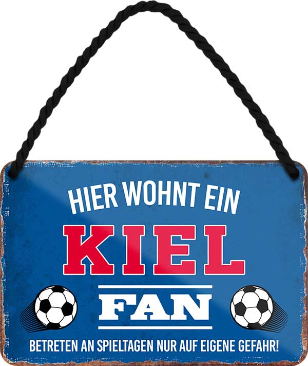 4252024203462 Schilderstore24 	Schilderstore24 Blechschilder sind perfekt als Geschenk zu Weihnachten, Geburtstage, Feiern, Partys, Grillabende, Namenstag, Feiertag, Mädelsabend, Hochzeit. Jederzeit stilvoll im Wohnzimmer, Partykeller, Garage, Praxis, Büro, Café, Hauseingang Fußball Mannschaft Verein Bolzen Ball sport liga kicken stadion freizeit ''Kiel Fan''		18x12cm