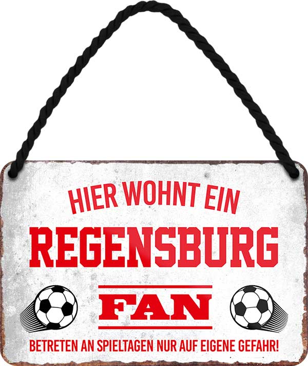 4252024203585 Schilderstore24 	Schilderstore24 Blechschilder sind perfekt als Geschenk zu Weihnachten, Geburtstage, Feiern, Partys, Grillabende, Namenstag, Feiertag, Mädelsabend, Hochzeit. Jederzeit stilvoll im Wohnzimmer, Partykeller, Garage, Praxis, Büro, Café, Hauseingang Fußball Mannschaft Verein Bolzen Ball sport liga kicken stadion freizeit ''Regensburg Fan''		18x12cm