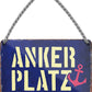 4252024207415 Schilderstore24 	Schilderstore24 Blechschilder sind perfekt als Geschenk zu Weihnachten, Geburtstage, Feiern, Partys, Grillabende, Namenstag, Feiertag, Mädelsabend, Hochzeit. Jederzeit stilvoll im Wohnzimmer, Partykeller, Garage, Praxis, Büro, Café, Hauseingang Meer Urlaub Sommer Sandstrand meer wasser strand sand urlaub ferien ''Anker Platz (Anker)''		18x12cm