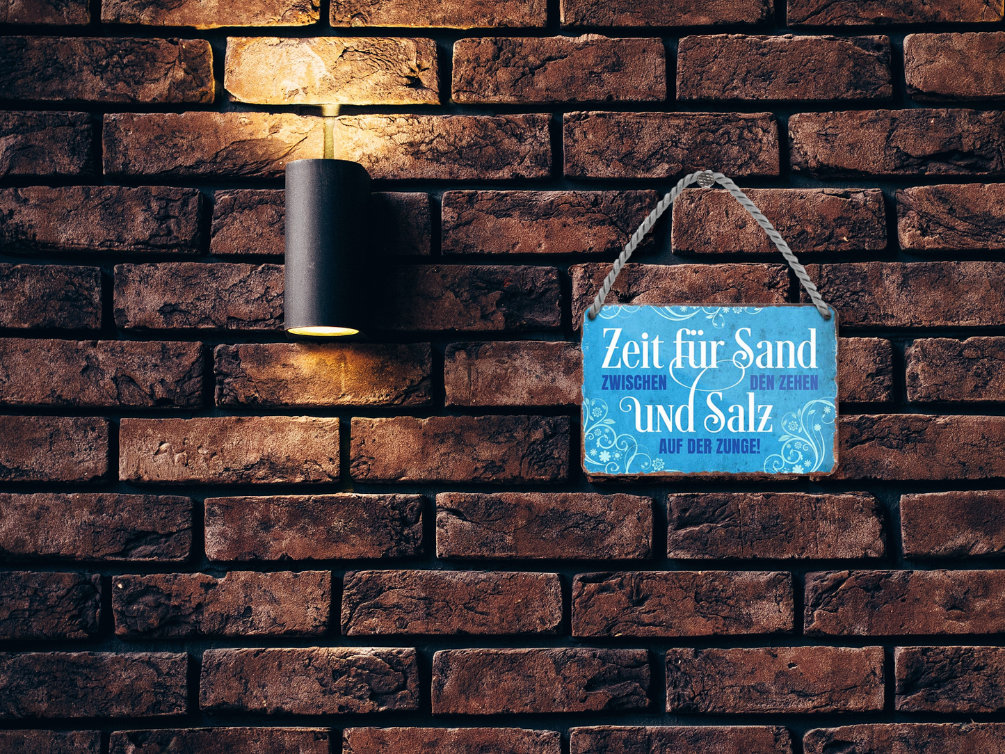 Blechschild ''Zeit für Sand zwischen den Zehen&Salz auf der Zunge (blau weiß)'' 18x12cm