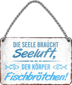 4252024207514 Schilderstore24 	Schilderstore24 Blechschilder sind perfekt als Geschenk zu Weihnachten, Geburtstage, Feiern, Partys, Grillabende, Namenstag, Feiertag, Mädelsabend, Hochzeit. Jederzeit stilvoll im Wohnzimmer, Partykeller, Garage, Praxis, Büro, Café, Hauseingang Meer Urlaub Sommer Sandstrand meer wasser strand sand urlaub ferien ''Die Seele braucht Seelzft. Der Körper Fischbrötchen''		18x12cm