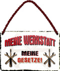 4252024206746 Schilderstore24 Schilderstore24 Blechschilder sind perfekt als Geschenk zu Weihnachten, Geburtstage, Feiern, Partys, Grillabende, Namenstag, Feiertag, Mädelsabend, Hochzeit. Jederzeit stilvoll im Wohnzimmer, Partykeller, Garage, Praxis, Büro, Café, Hauseingang Mechaniker Auto Motorrad Werkstatt auto werkstatt tüfteln schrauber	 ''Meine Werkstatt, meine Gesetze''		18x12cm