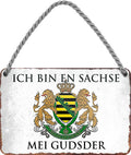 4252024201765 Schilderstore24 	Schilderstore24 Blechschilder sind perfekt als Geschenk zu Weihnachten, Geburtstage, Feiern, Partys, Grillabende, Namenstag, Feiertag, Mädelsabend, Hochzeit. Jederzeit stilvoll im Wohnzimmer, Partykeller, Garage, Praxis, Büro, Café, Hauseingang Sachse Bayern Schwäbisch Alm bayrisch sprache kultur tradition ''Ich bin en Sachse mei Gudsder''		18x12cm
