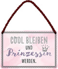 4252024209419 Schilderstore24 Schilderstore24 Blechschilder sind perfekt als Geschenk zu Weihnachten, Geburtstage, Feiern, Partys, Grillabende, Namenstag, Feiertag, Mädelsabend, Hochzeit. Jederzeit stilvoll im Wohnzimmer, Partykeller, Garage, Praxis, Büro, Café, Hauseingang Sarkasmus Ironie Funny Schwarzer Humor faul dumm fun rente lästern teufel	 ''Cool bleiben und Prinzessin werden''		18x12cm