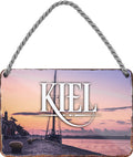 4252024212341 Schilderstore24 	Schilderstore24 Blechschilder sind perfekt als Geschenk zu Weihnachten, Geburtstage, Feiern, Partys, Grillabende, Namenstag, Feiertag, Mädelsabend, Hochzeit. Jederzeit stilvoll im Wohnzimmer, Partykeller, Garage, Praxis, Büro, Café, Hauseingang Landschaften Orte Städte Länder Urlaub See berge burgen schloss tal denkmal freizeit meer ''Kiel''		18x12cm