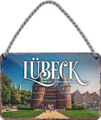 4252024212419 Schilderstore24 	Schilderstore24 Blechschilder sind perfekt als Geschenk zu Weihnachten, Geburtstage, Feiern, Partys, Grillabende, Namenstag, Feiertag, Mädelsabend, Hochzeit. Jederzeit stilvoll im Wohnzimmer, Partykeller, Garage, Praxis, Büro, Café, Hauseingang Landschaften Orte Städte Länder Urlaub See berge burgen schloss tal denkmal freizeit meer ''Lübeck''		18x12cm