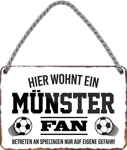 4252024204094 Schilderstore24 	Schilderstore24 Blechschilder sind perfekt als Geschenk zu Weihnachten, Geburtstage, Feiern, Partys, Grillabende, Namenstag, Feiertag, Mädelsabend, Hochzeit. Jederzeit stilvoll im Wohnzimmer, Partykeller, Garage, Praxis, Büro, Café, Hauseingang Fußball Mannschaft Verein Bolzen Ball sport liga kicken stadion freizeit ''Münster Fan''		18x12cm