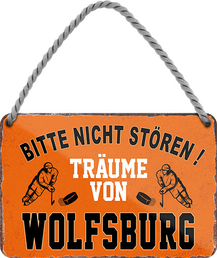4252024212952 Schilderstore24 Schilderstore24 Blechschilder sind perfekt als Geschenk zu Weihnachten, Geburtstage, Feiern, Partys, Grillabende, Namenstag, Feiertag, Mädelsabend, Hochzeit. Jederzeit stilvoll im Wohnzimmer, Partykeller, Garage, Praxis, Büro, Café, Hauseingang Hockey Eishockey Liga Teamsport Verein Puck sport mannschaft schläger eislaufen schlittschuhe	 ''Träume von Wolfsburg''		18x12cm
