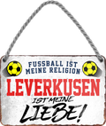 4252024205152Geschenk zu Weihnachten, Geburtstage, Feiern, Partys, Grillabende, Namenstag, Feiertag, Mädelsabend, Hochzeit Wohnzimmer, Partykeller, Garage, Praxis, Büro, Café, Hauseingang Fußball Mannschaft Verein Bolzen Ball sport liga kicken stadion freizeit	Schilderstore24 	 ''Leverkusen ist meine Liebe!''
