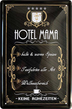 4252024221039 Schilderstore24 Schilderstore24 Blechschilder sind perfekt als Geschenk zu Weihnachten, Geburtstage, Feiern, Partys, Grillabende, Namenstag, Feiertag, Mädelsabend, Hochzeit. Jederzeit stilvoll im Wohnzimmer, Partykeller, Garage, Praxis, Büro, Café, Hauseingang Familie Zuhause Eltern Geschwister oma opa familie mama papa geschwister	 ''Hotel Mama kalte und warme Speisen, Taxifahrten aller Art''		20x30cm