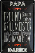 4252024221091 Schilderstore24 	Schilderstore24 Blechschilder sind perfekt als Geschenk zu Weihnachten, Geburtstage, Feiern, Partys, Grillabende, Namenstag, Feiertag, Mädelsabend, Hochzeit. Jederzeit stilvoll im Wohnzimmer, Partykeller, Garage, Praxis, Büro, Café, Hauseingang Familie Zuhause Eltern Geschwister oma opa familie mama papa geschwister ''Papa. Freund Berater Trainer Grillmeister''		20x30cm