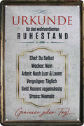 4252024219883 Schilderstore24 Schilderstore24 Blechschilder sind perfekt als Geschenk zu Weihnachten, Geburtstage, Feiern, Partys, Grillabende, Namenstag, Feiertag, Mädelsabend, Hochzeit. Jederzeit stilvoll im Wohnzimmer, Partykeller, Garage, Praxis, Büro, Café, Hauseingang Sarkasmus Ironie Funny Schwarzer Humor faul dumm fun rente lästern teufel	 ''Urkunde für den wohlverdienten Ruhestand''		20x30cm