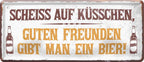 4252024223071 Schilderstore24 	Schilderstore24 Blechschilder sind perfekt als Geschenk zu Weihnachten, Geburtstage, Feiern, Partys, Grillabende, Namenstag, Feiertag, Mädelsabend, Hochzeit. Jederzeit stilvoll im Wohnzimmer, Partykeller, Garage, Praxis, Büro, Café, Hauseingang Alkohol Kasten Bier Saufen Getränk Bier Alkohol schaumkrone promille hopfen ''Scheiss auf Küsschen, guten Freunden gibt man ein Bier''		28x12cm