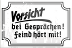 4252024205572	Schilderstore24	 ''Vorsicht bei Gesprächen. Feind hört mit''Schilderstore24 Blechschilder sind perfekt als Geschenk zu Weihnachten, Geburtstage, Feiern, Partys, Grillabende, Namenstag, Feiertag, Mädelsabend, Hochzeit. Jederzeit stilvoll im Wohnzimmer, Partykeller, Garage, Praxis, Büro, Café, Hauseingang Sarkasmus Ironie Funny Schwarzer Humor faul dumm fun rente lästern teufel