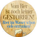 4252024232226	Schilderstore24	 ''Vom Bier ist noch keiner gestorben''Schilderstore24 Blechschilder sind perfekt als Geschenk zu Weihnachten, Geburtstage, Feiern, Partys, Grillabende, Namenstag, Feiertag, Mädelsabend, Hochzeit. Jederzeit stilvoll im Wohnzimmer, Partykeller, Garage, Praxis, Büro, Café, Hauseingang Alkohol Kasten Bier Saufen Getränk Bier Alkohol schaumkrone promille hopfen