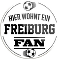 4252024233339	Schilderstore24	 ''Freiburg Fan''Schilderstore24 Blechschilder sind perfekt als Geschenk zu Weihnachten, Geburtstage, Feiern, Partys, Grillabende, Namenstag, Feiertag, Mädelsabend, Hochzeit. Jederzeit stilvoll im Wohnzimmer, Partykeller, Garage, Praxis, Büro, Café, Hauseingang Fußball Mannschaft Verein Bolzen Ball sport liga kicken stadion freizeit