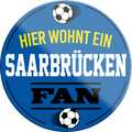 4252024233582	Schilderstore24	 ''Saarbrücken Fan''Schilderstore24 Blechschilder sind perfekt als Geschenk zu Weihnachten, Geburtstage, Feiern, Partys, Grillabende, Namenstag, Feiertag, Mädelsabend, Hochzeit. Jederzeit stilvoll im Wohnzimmer, Partykeller, Garage, Praxis, Büro, Café, Hauseingang Fußball Mannschaft Verein Bolzen Ball sport liga kicken stadion freizeit